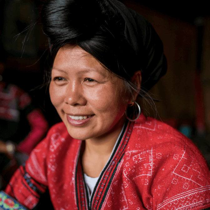 Red Yao Woman Easyfastshop Beautiful Reason Initiative 